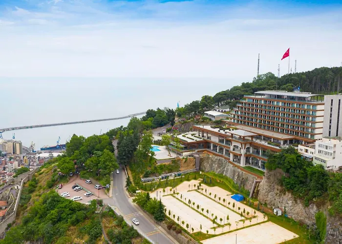 Trabzon Hotels With Pool near Bedesten
